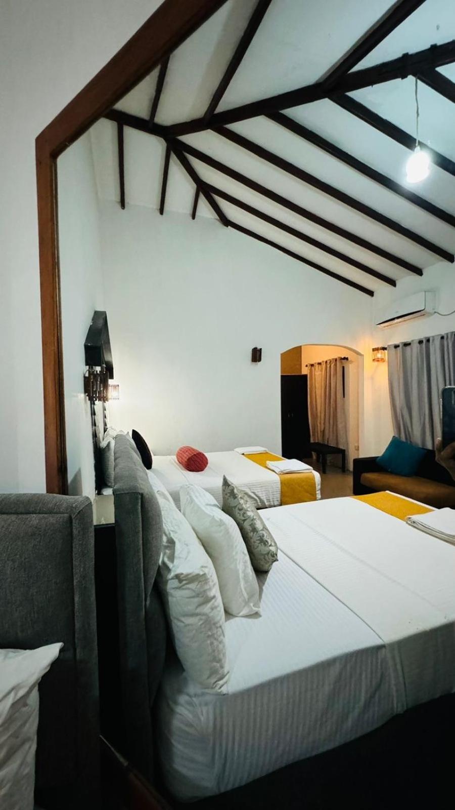 Sunshine Resort & Spa Sigiriya Buitenkant foto
