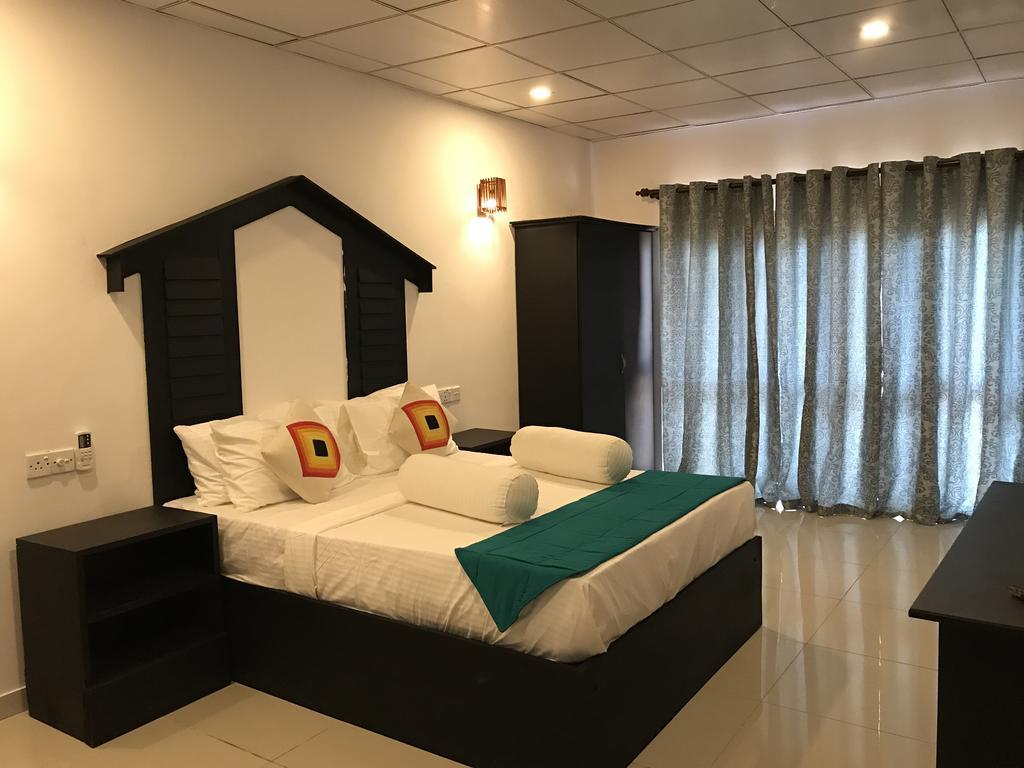 Sunshine Resort & Spa Sigiriya Buitenkant foto