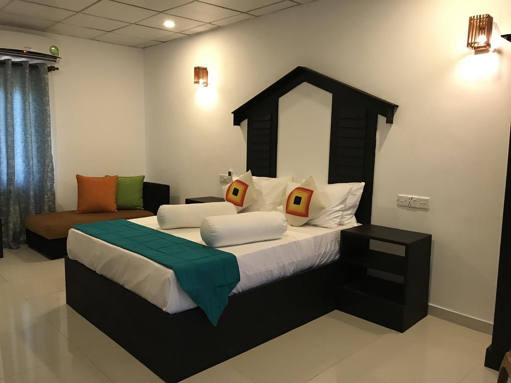 Sunshine Resort & Spa Sigiriya Buitenkant foto