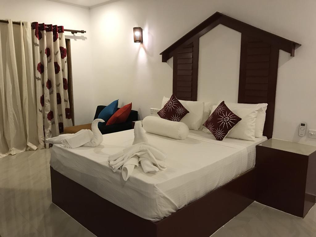 Sunshine Resort & Spa Sigiriya Buitenkant foto