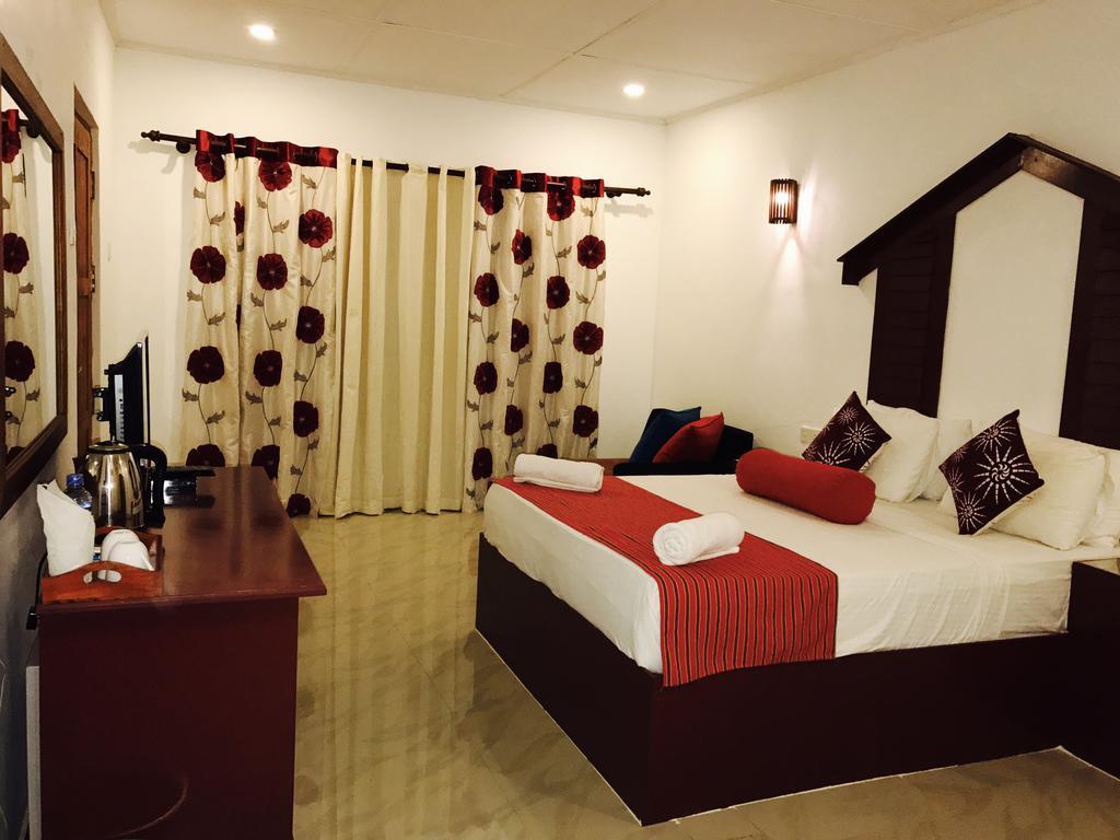 Sunshine Resort & Spa Sigiriya Buitenkant foto